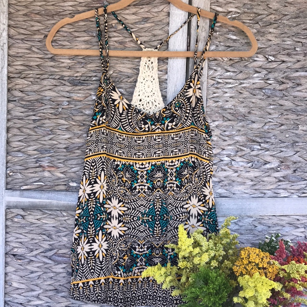 🍄🌿 xhilaration tank top 🌿🍄